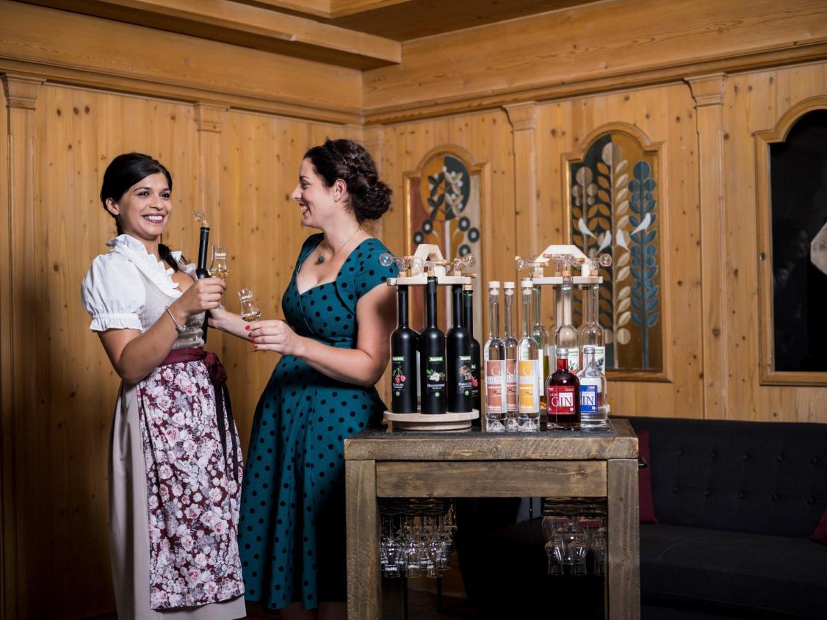 Hotel Crystal - Kitzhorn Suites Sankt Johann in Tirol Esterno foto